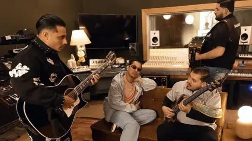 Grupo Firme: estrena su álbum "Evolución", sorprenden con colaboración junto a Gloria Trevi 