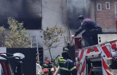 Incendio cobra la vida de dos hombres y un perro en Coyoacán