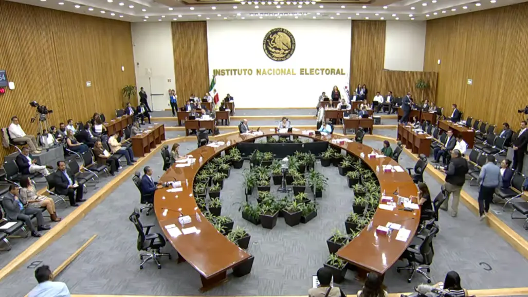 INE rechaza cancelar 26 candidaturas de elección judicial pese a incumplir requisitos o favorecer a crimen