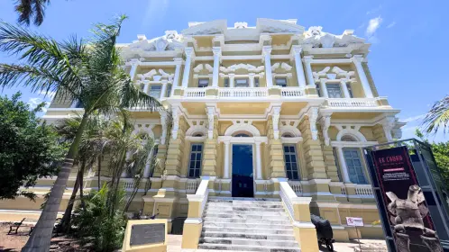 Museo Regional de Antropología Palacio Cantón cambia de color su fachada
