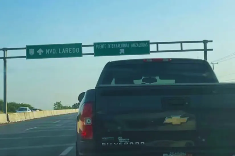 La fila en el puente Anzaldúas avanza rápido | Foto: FB