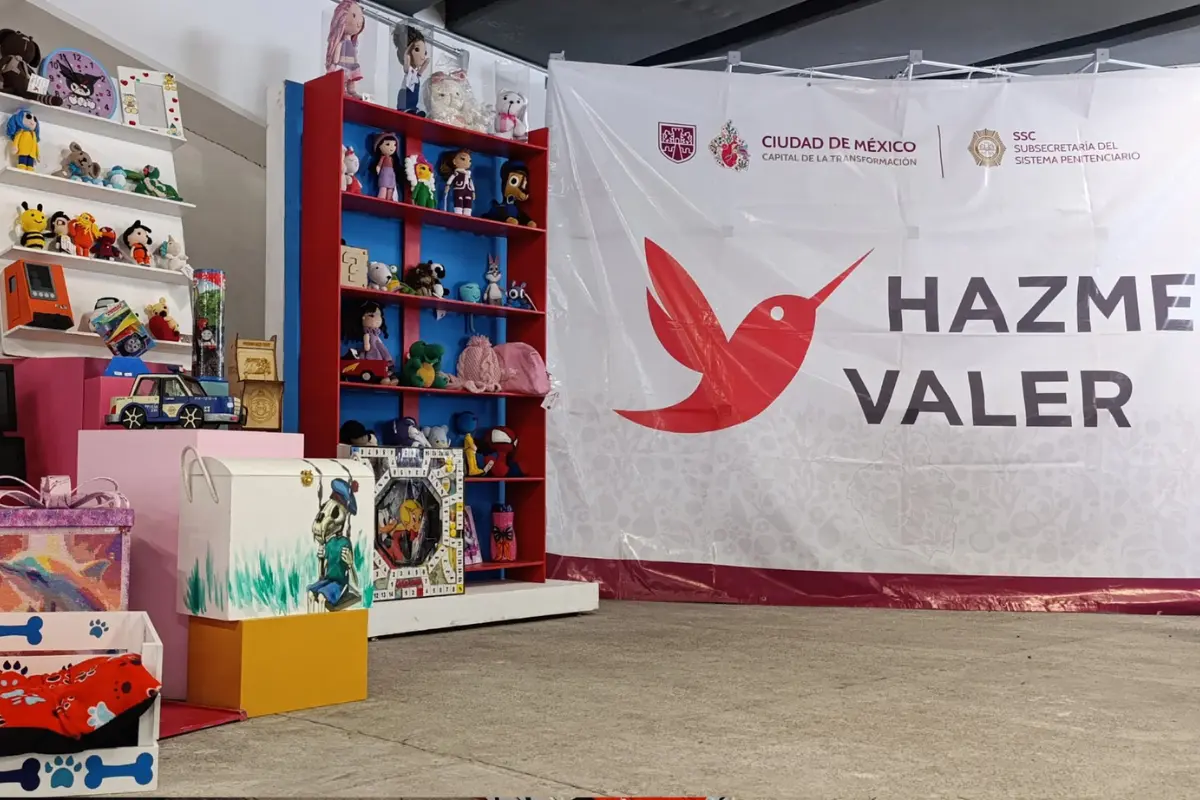 Productos en venta hechos por mujeres privadas de la libertad en CDMX para el Día de las Madres. Foto: X (@SSC_CDMX)
