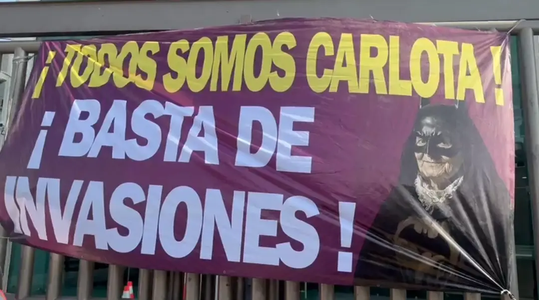 Crecen las manifestaciones en apoyo a Carlota tras los hechos ocurridos en Chalco. Imagen: Fernando Cruz