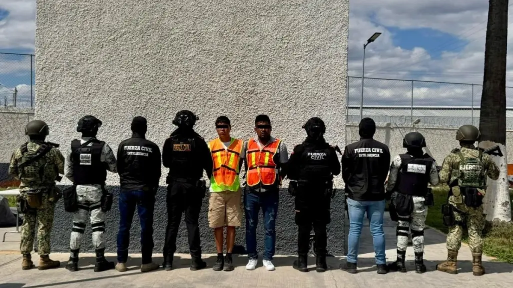 Caen 2 hombres con más de 660 mil dólares en Anáhuac, Nuevo León