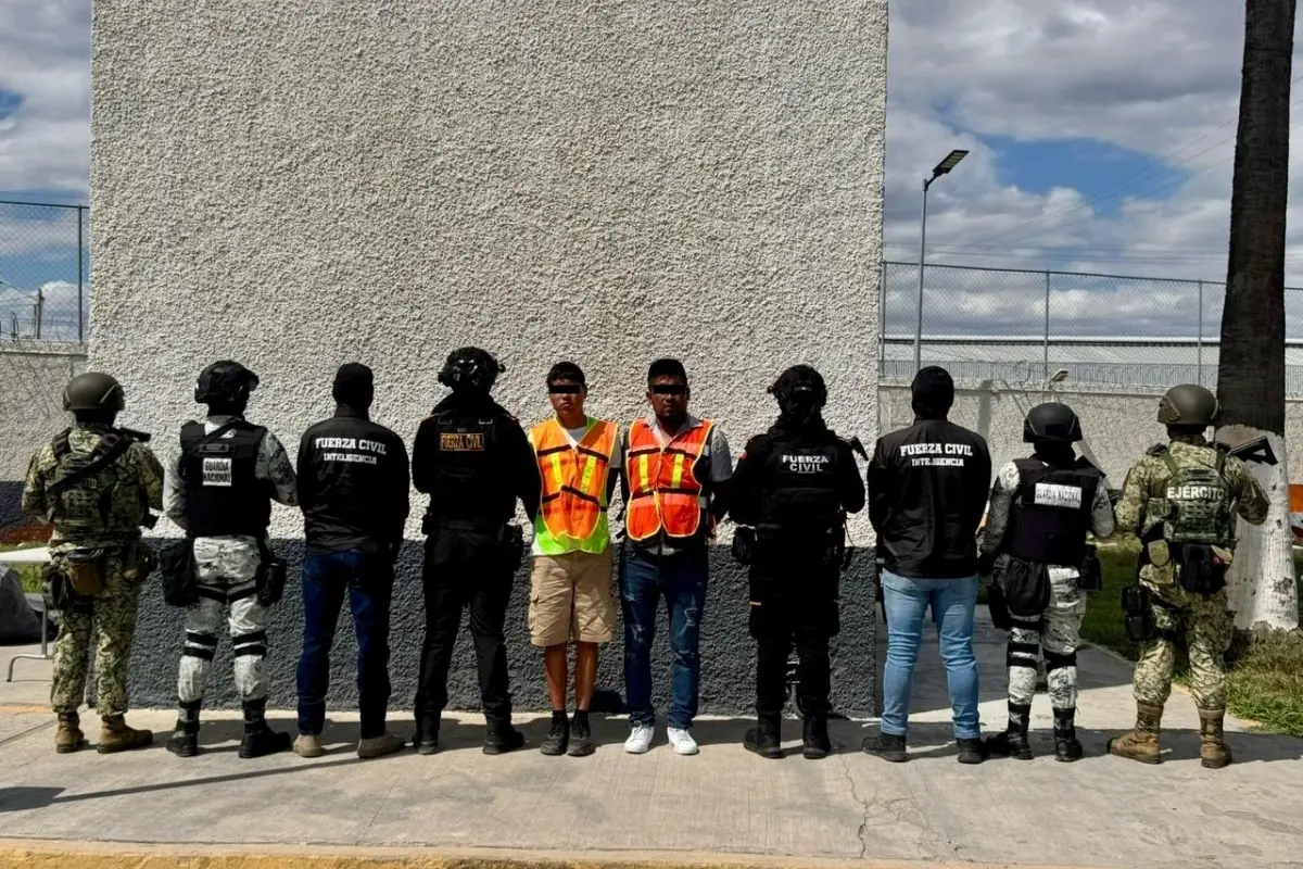 Andy “N”, de 21 años, y Víctor “N”, de 33 años. Foto: Secretaría de Seguridad en Nuevo León