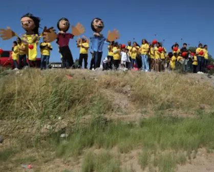 Protestan familias separadas por medidas migratorias de Trump en el día de la madre