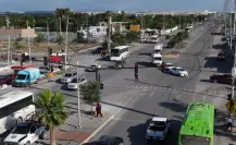 Raúl Cantú entrega semáforo en Salinas Victoria para agilizar la movilidad vial