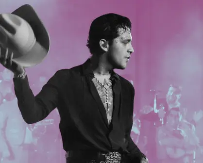 Christian Nodal regaña a un fan por intentar quitarle el sombrero durante su presentación en el Palenque de Hermosillo
