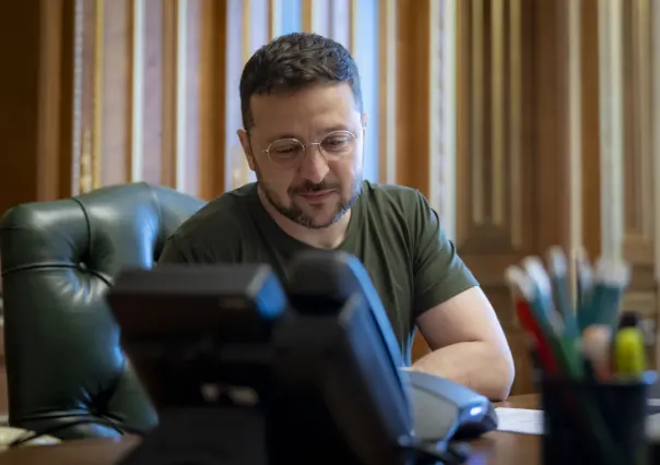 Presidente de Ucrania mantiene llamada telefónica con el Papa León XIV