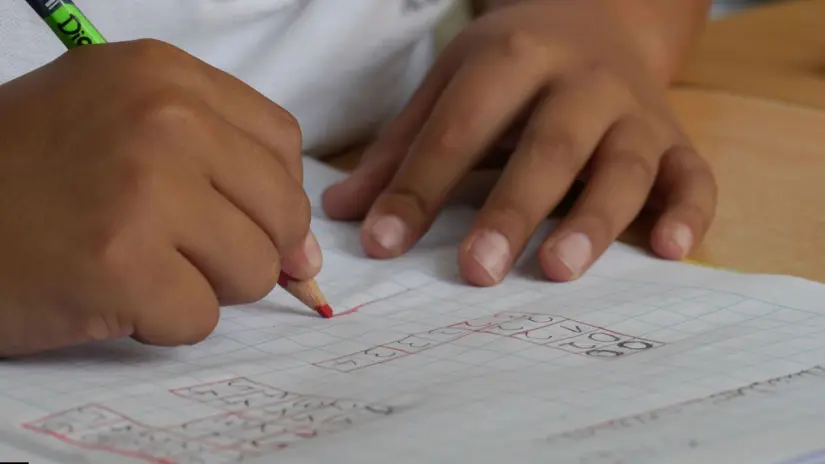 Docentes continuarán con talleres y preparación del nuevo ciclo en agosto. Foto: Biblioteca Canva