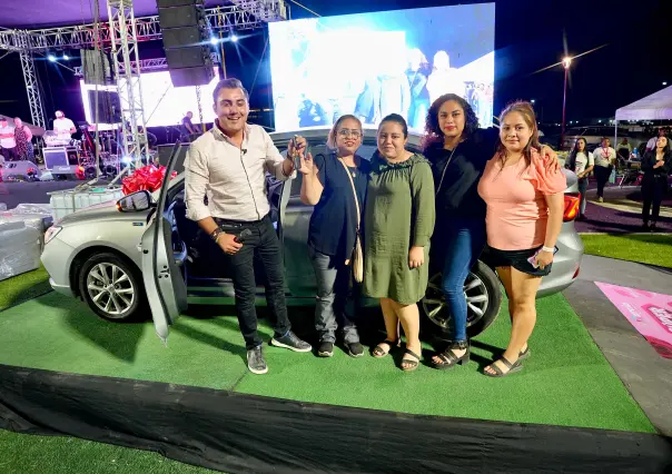 Manuel Guerra Cavazos celebra a lo grande a las madres en el Súper Mamá Fest de García