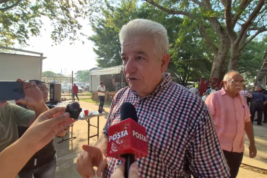 Estudiantes llaman "Buitre" a secretario de Gobierno en Tabasco