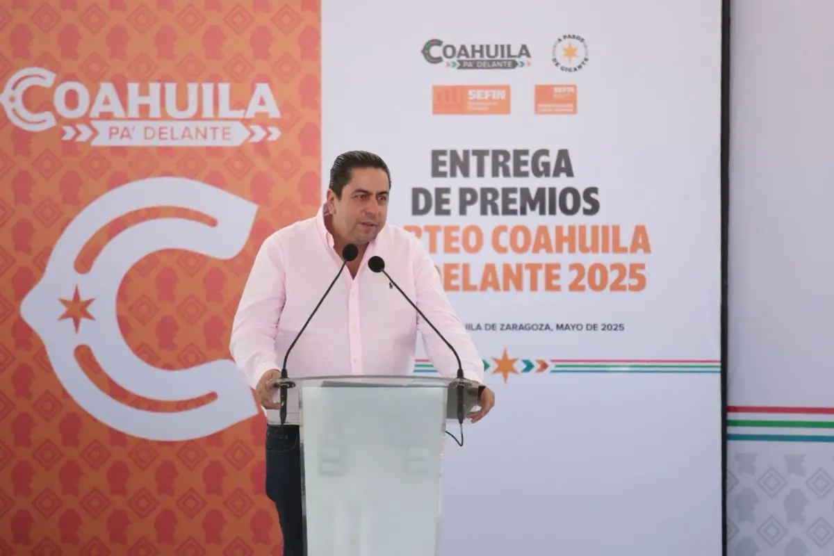 Entrega de premios por replaqueo 2025 en Coahuila / Foto: cortesía Gobierno del estado