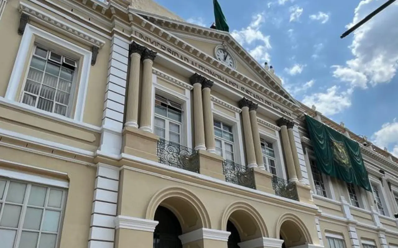 A pesar del déficit, la universidad registró una matrícula histórica y avances en titulaciones. Foto: Alberto Dzib