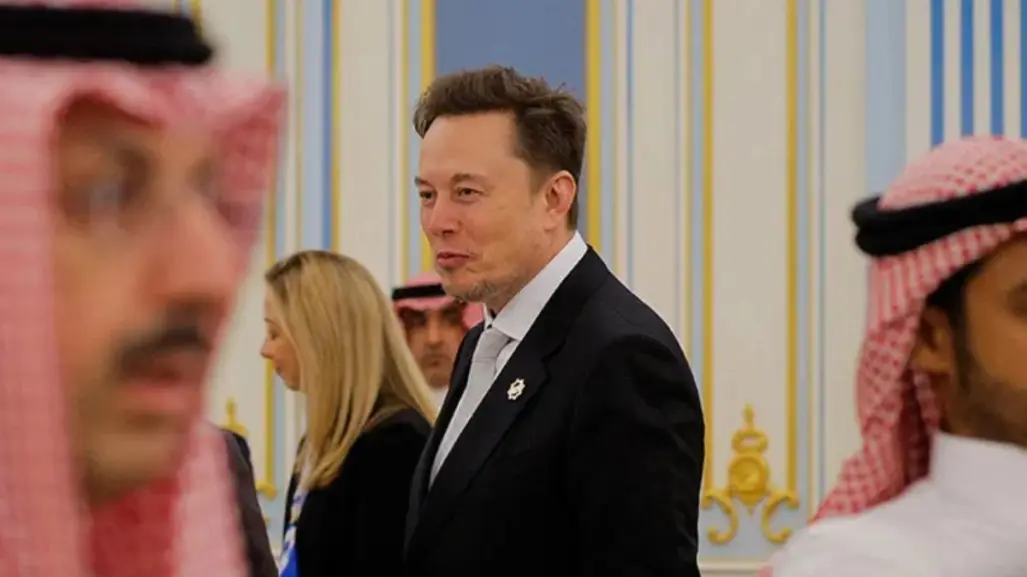 Elon Musk participa en el Foro de Inversión durante su visita a Arabia Saudita