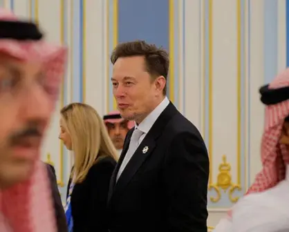 Elon Musk participa en el Foro de Inversión durante su visita a Arabia Saudita