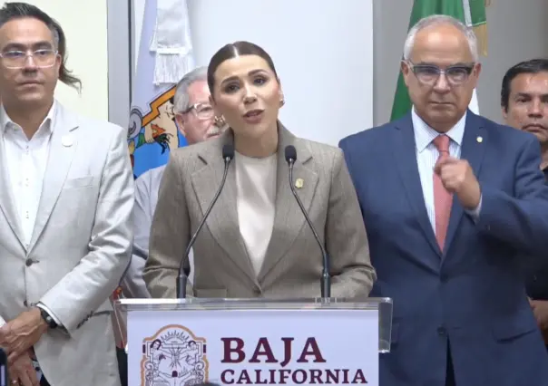 Marina del Pilar sostiene que revocación de su visa no ocurrió por delito; acusa violencia de género