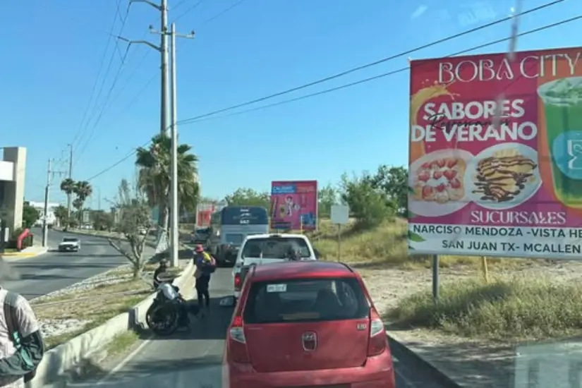 Largas filas en el puente Hidalgo | Foto:FB