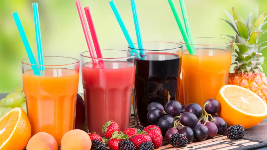 3 jugos de frutas para refrescarte durante la ola de calor