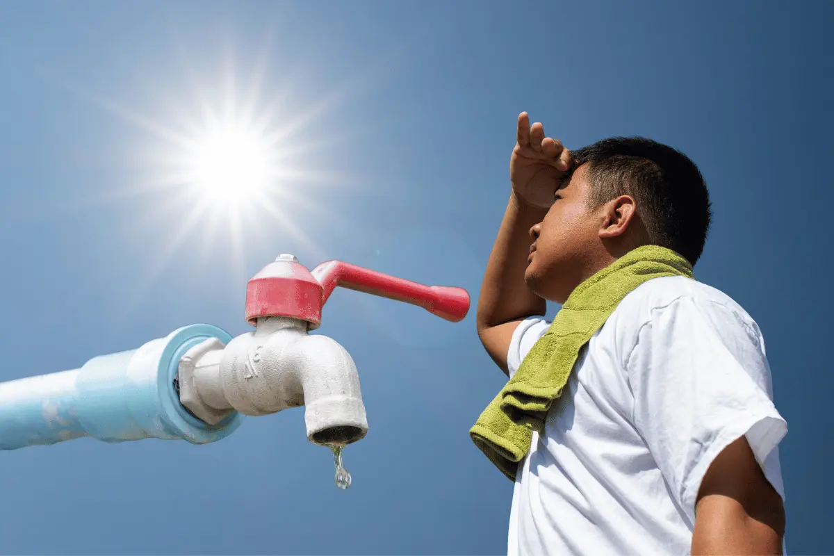 Además del aumento en el consumo de agua, Barragán señaló que las altas temperaturas provocan un mayor uso de energía eléctrica. Foto: Canva.