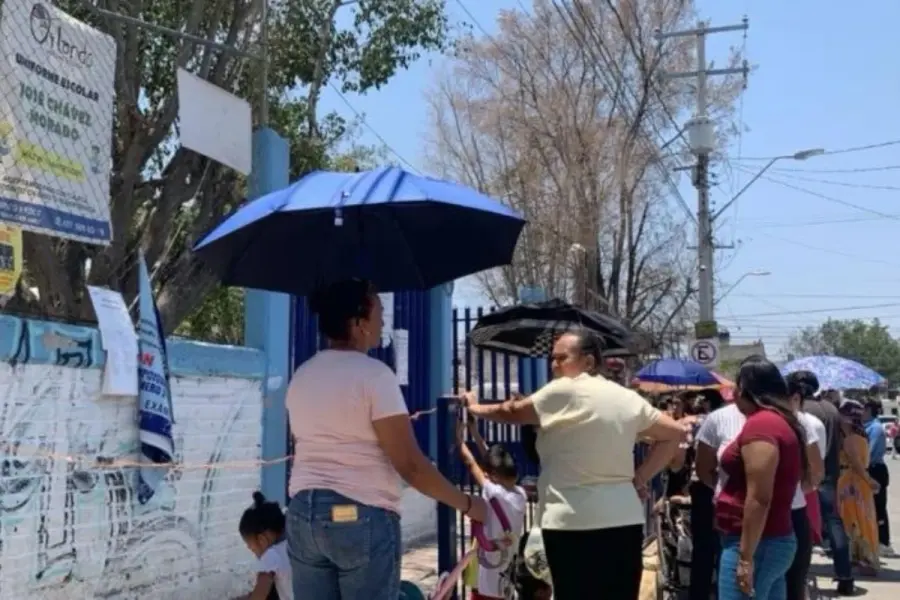 Estudiantes se intoxican con drogas en primaria y secundaria de León, Guanajuato