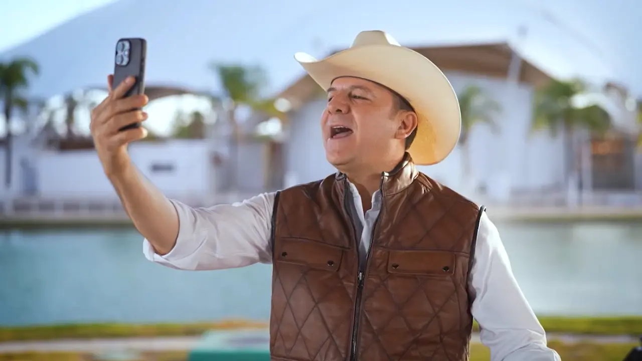 El gobernador Esteban Villegas anunció la cartelera de la Feria Durango 2025. Foto: Especial.