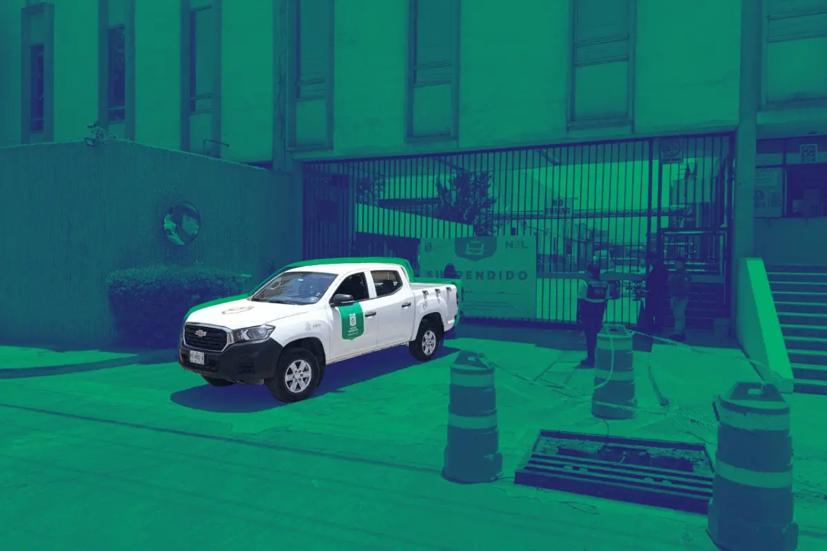 Fachada de empresa PYOSA en Nuevo León. Foto: Canva
