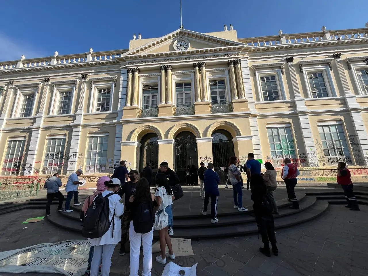 Tras protestas estudiantiles por el modelo de elección de rectoría, crecen los llamados a democratizar el proceso. Imagen: Alberto Dzib.