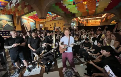 Ed Sheeran sorprende con íntimo showcase en Garibaldi: VIDEO