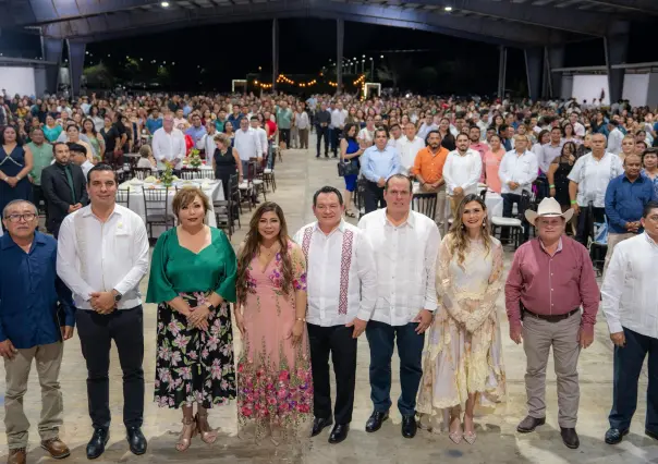 Joaquín Díaz Mena reafirma su compromiso con las y los maestros de Yucatán