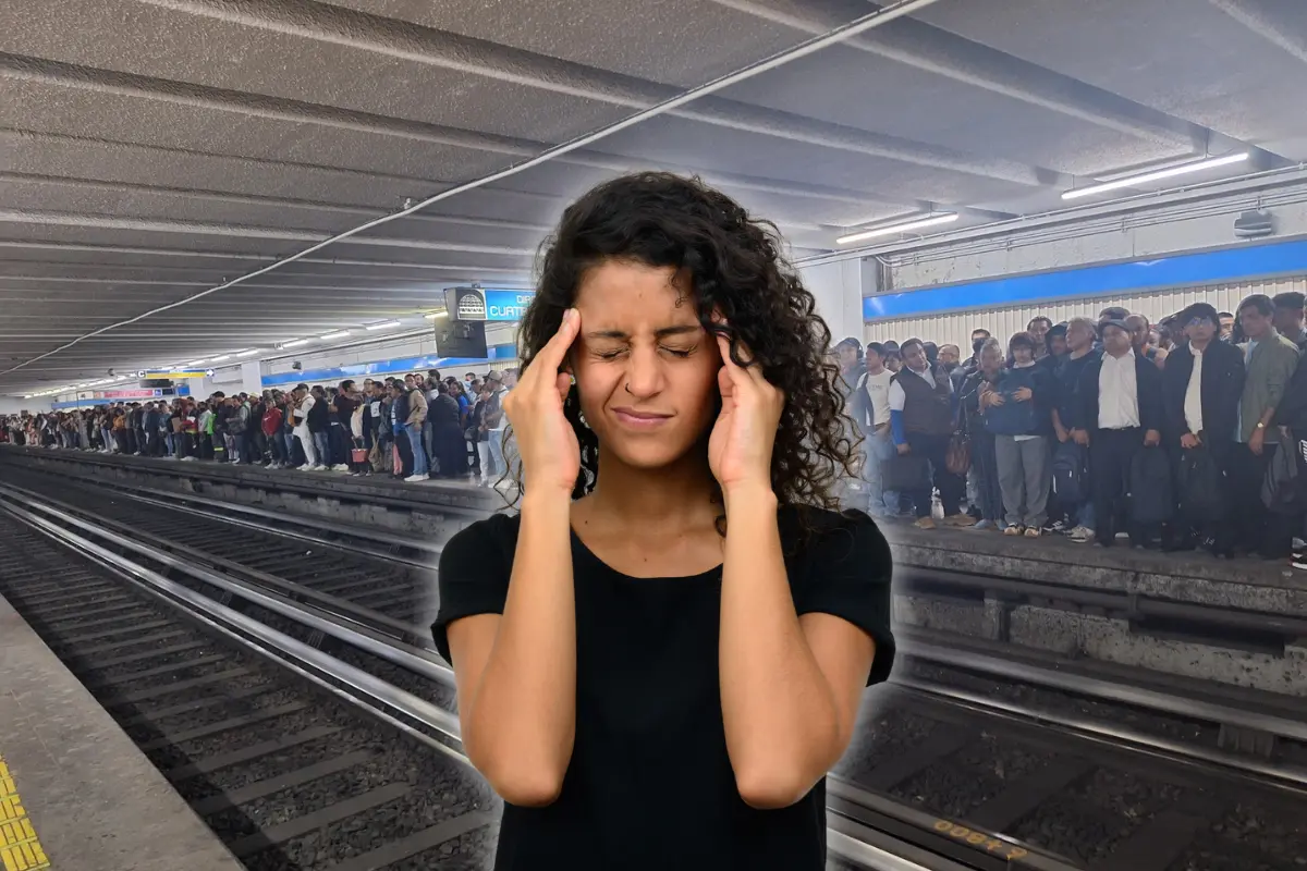 De fondo el Metro CDMX con capitalinos esperando, persona estresada. Foto: X @sonilyshy | Canva