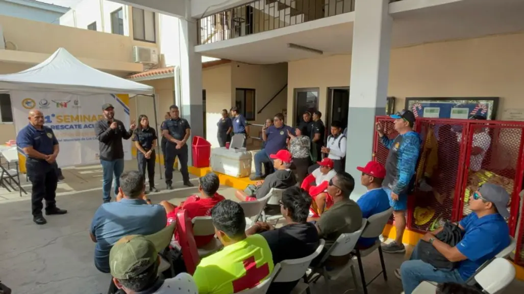 Bomberos de Los Cabos inician Seminario de Rescate Acuático