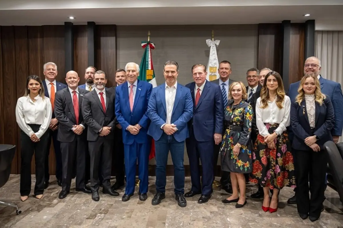 Los empresarios pertenecen al Consejo de Liderazgo Empresarial de Texas, una organización que impulsa el desarrollo económico, social y educativo de su estado. Foto: Gobierno de Monterrey.