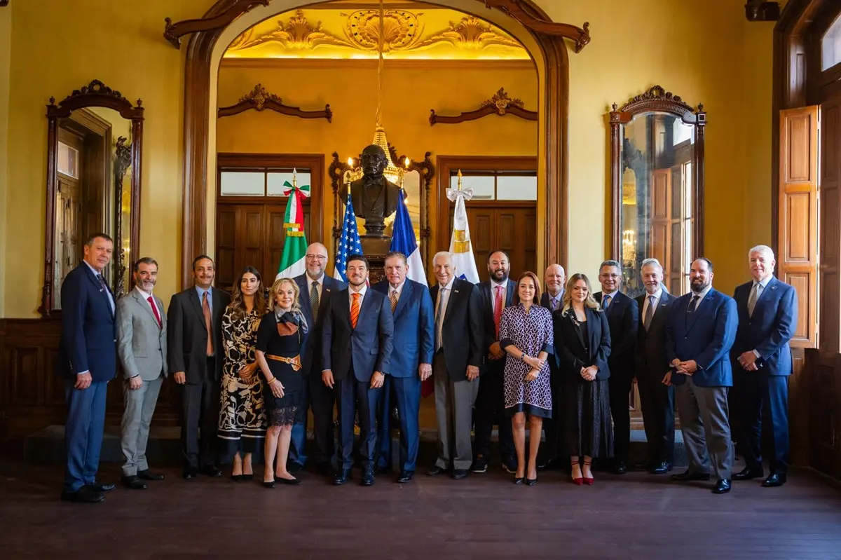 El gobernador Samuel García Sepúlveda recibió en Palacio de Gobierno a una delegación del Consejo de Liderazgo Empresarial de Texas (TBLC). Foto: Gobierno de Nuevo León