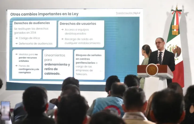 Claudia Sheinbaum y José Peña Merino. Foto: Enrique Pérez Huerta