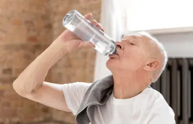 Calor extremo en Tamaulipas: 5 consejos para hidratar a los abuelitos