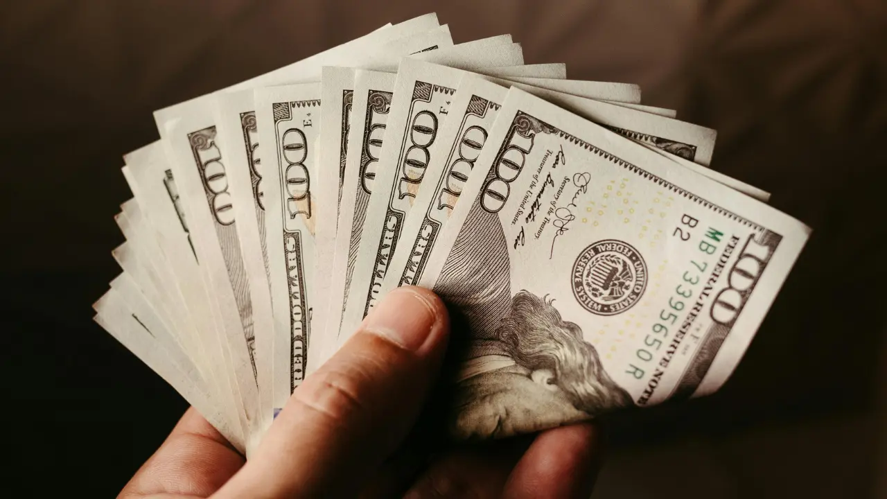 Las remesas son parte importante de la economía duranguense. Foto: Canva.
