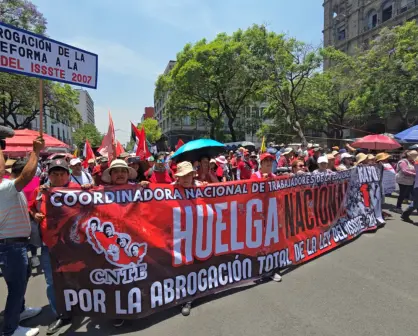 EN VIVO | Así se manifiestan maestros de la CNTE y del SNTE en CDMX por Día del Maestro