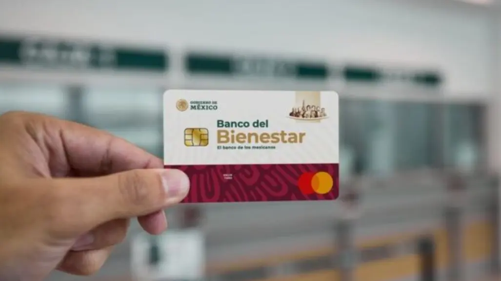 Pensión Bienestar: Retienen tarjetas a adultos mayores