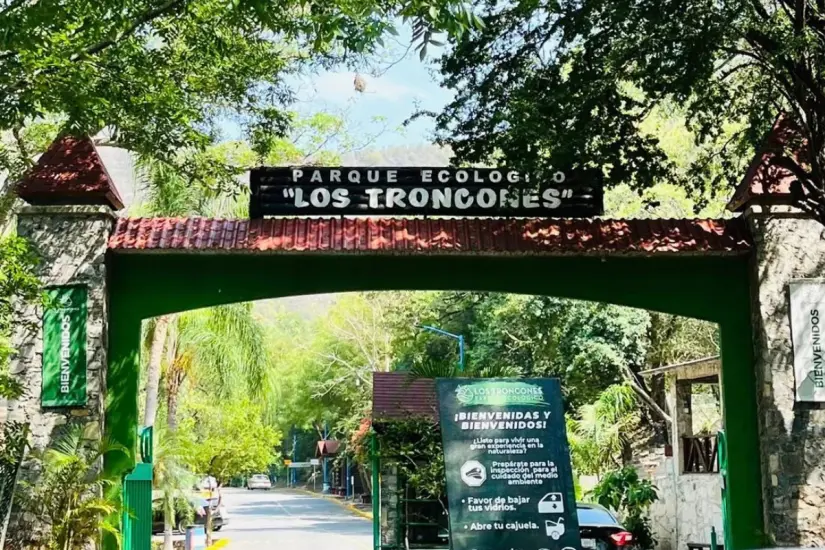 Entrada al parque Ecológico los Troncones | Foto: Perla Herrera