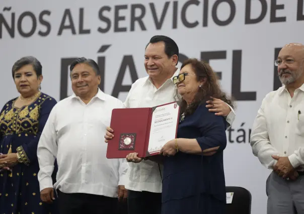 Joaquín Díaz Mena: "El magisterio es el cambio profundo en Yucatán"
