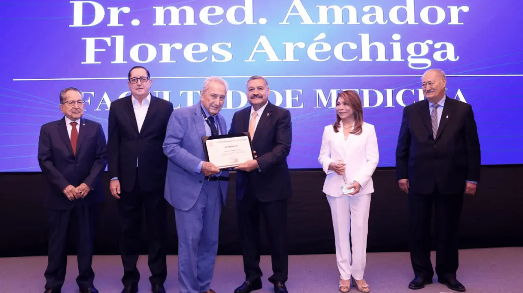Reconoce UANL a docentes con una trayectoria ejemplar