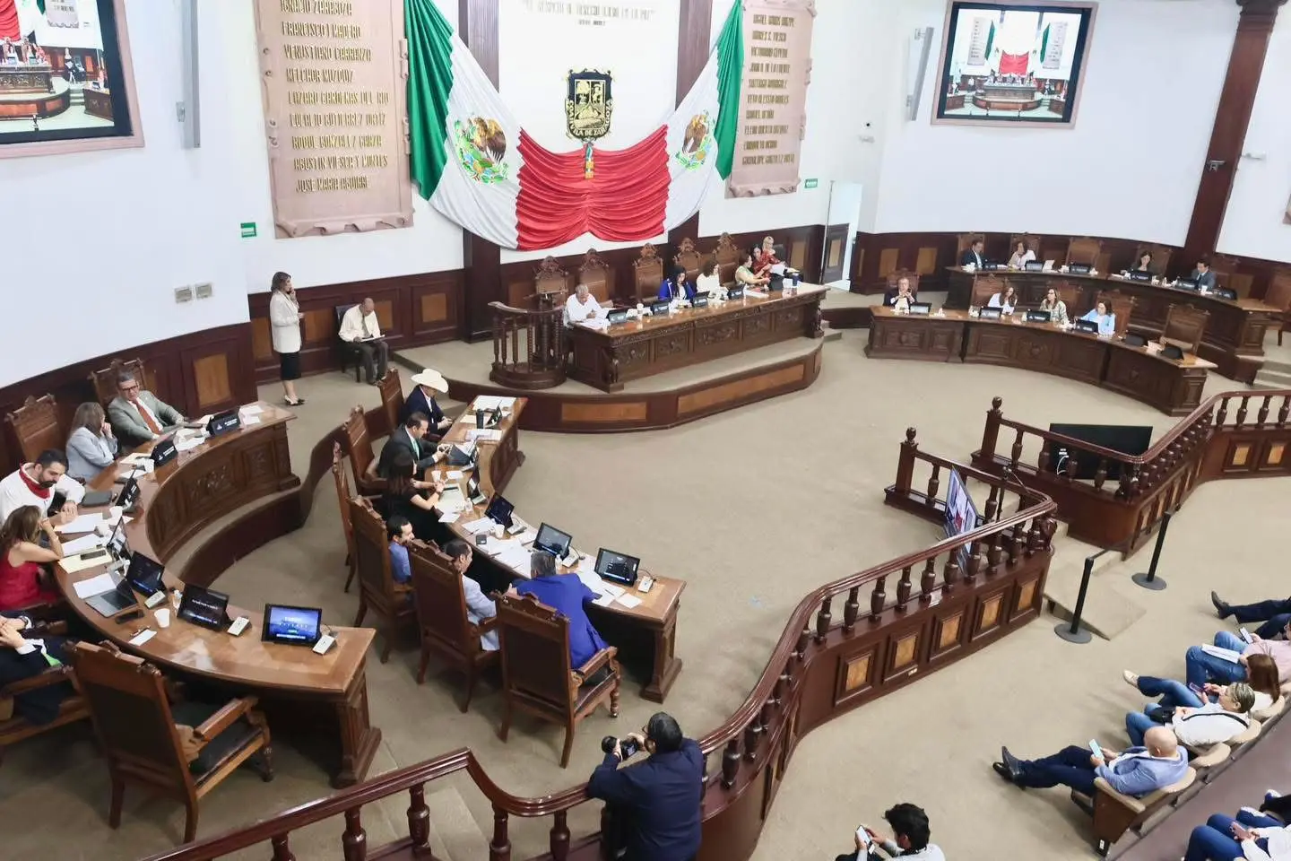 El Congreso de Coahuila analiza la prohibición de narcocorridos. (Fotografía: Congreso de Coahuila)