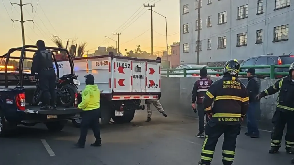 Muere motociclista tras impactarse contra un camión en Álvaro Obregón