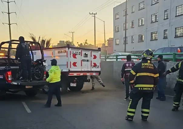 Muere motociclista tras impactarse contra un camión en Álvaro Obregón
