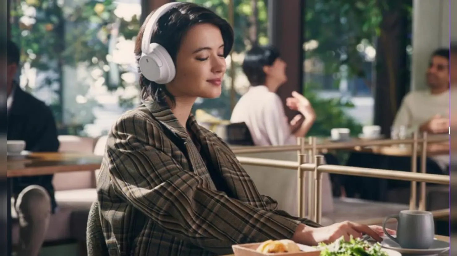La oferta de los audífonos inalámbricos Sony en Amazon versión extranjera tienen financiamiento hasta 24 meses sin intereses. Foto: Amazon