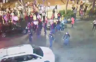 Conductor atropella a varias personas en Avenida Juárez frente a la Alameda Central en CDMX