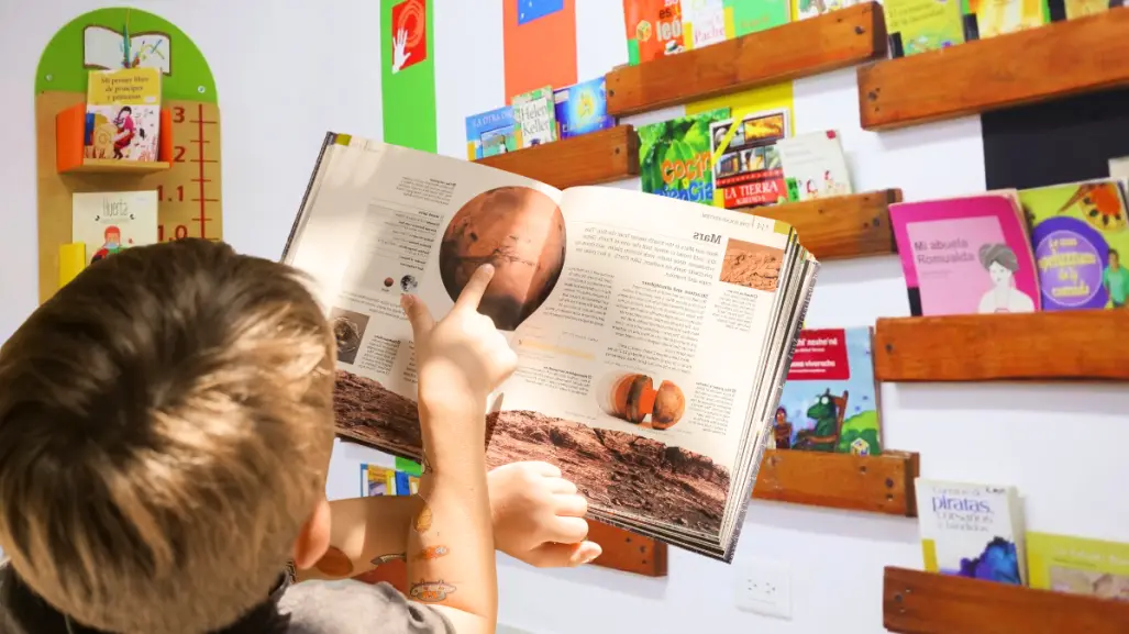 Reinauguran biblioteca escolar en Mérida para inspirar a nuevas generaciones