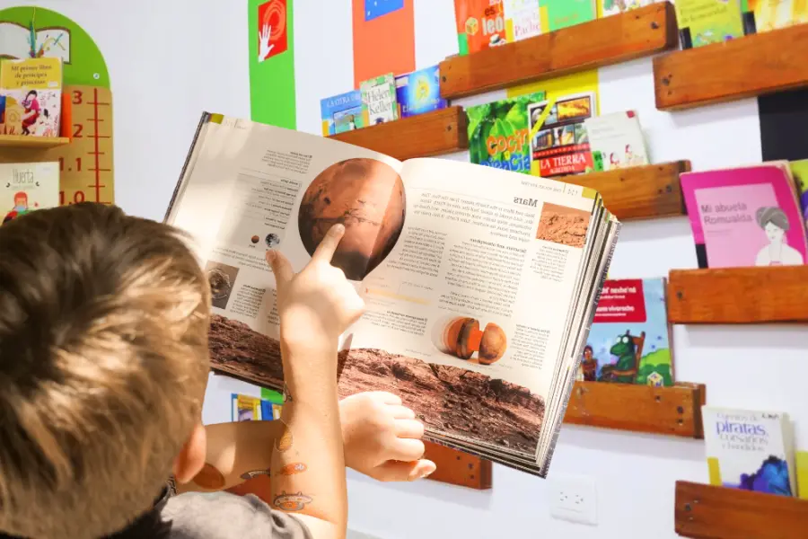 Reinauguran biblioteca escolar en Mérida para inspirar a nuevas generaciones