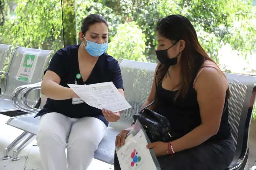 Asesoría del IMSS Coahuila sobre control prenatal / Foto: IMSS Coahuila